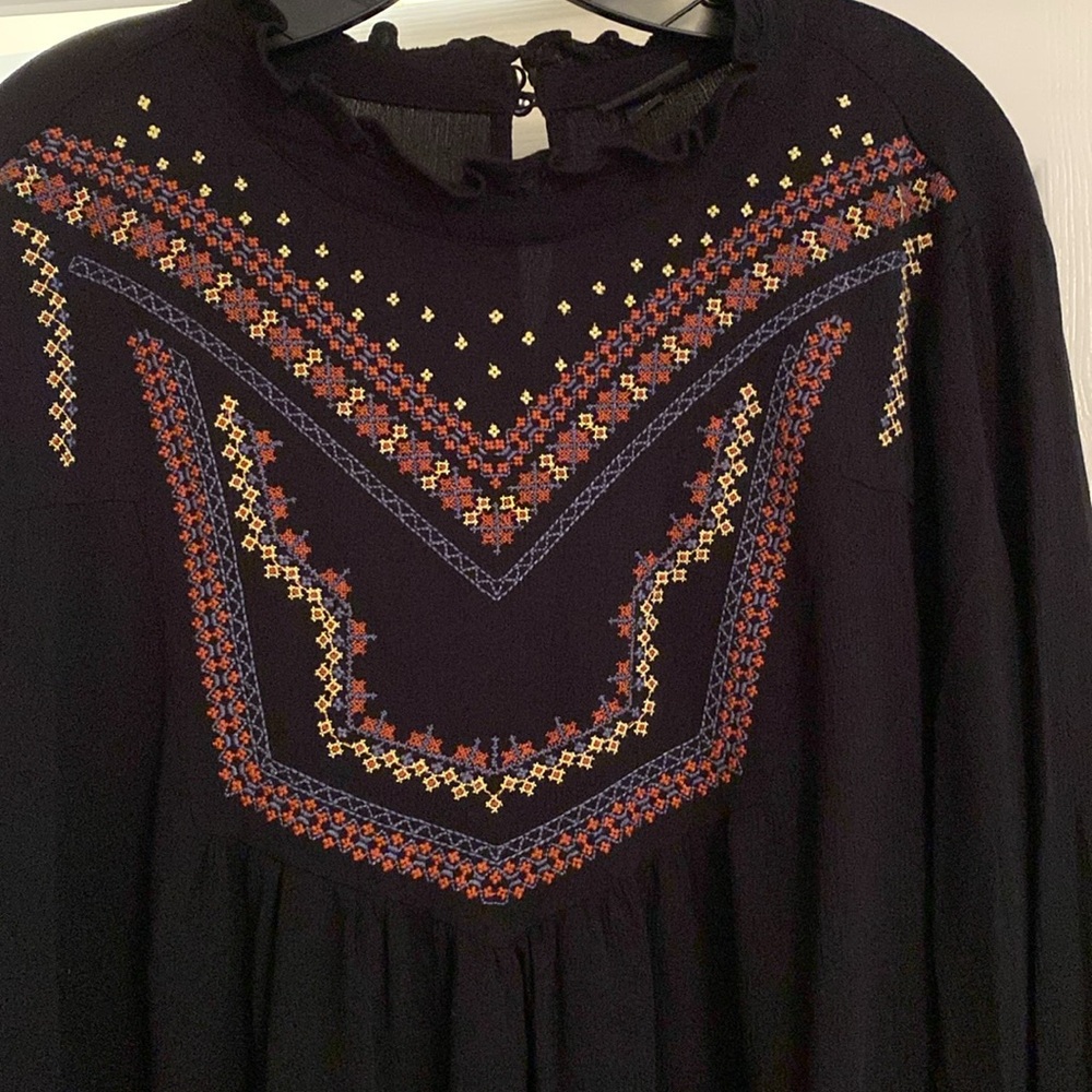 Torrid-Embroidered tunic - Picture 2 of 2